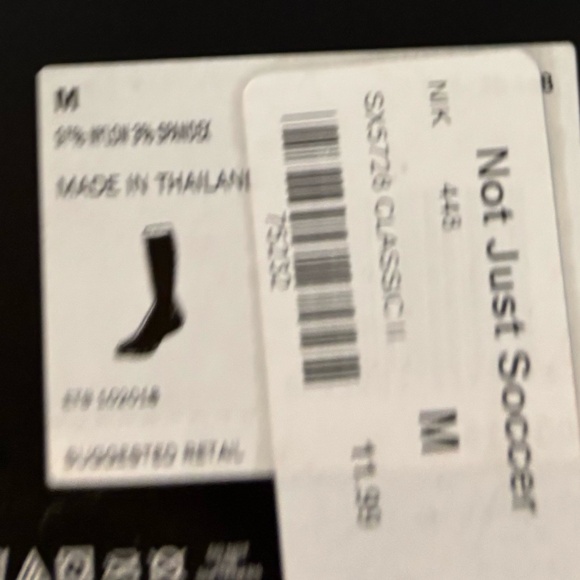 Nike Classic Cushioned Knee Hi Soccer Socks - Picture 3 of 3